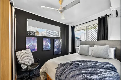 Property photo of 27 Arthur Mount Pleasant QLD 4740