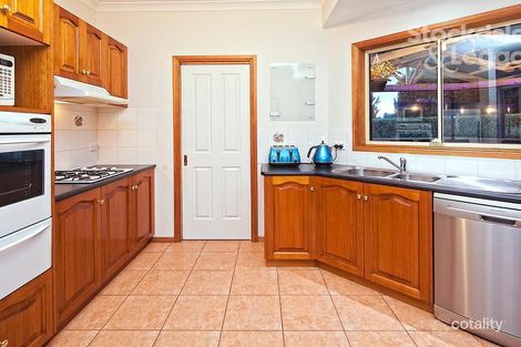Property photo of 19 Huntingtower Crescent Langwarrin VIC 3910