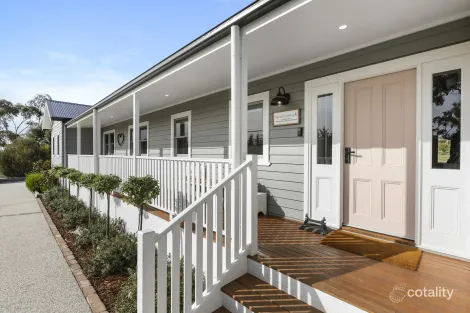 Property photo of 37 Tolloora Way Batesford VIC 3213