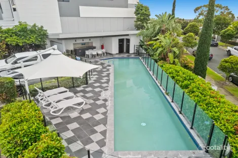 Property photo of 2/34 John Francis Drive Carrara QLD 4211