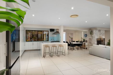 Property photo of 31 Norman Street Fig Tree Pocket QLD 4069