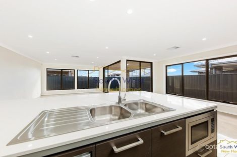 Property photo of 8 Myer Way Oran Park NSW 2570