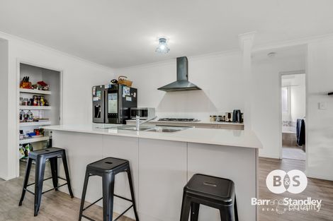 Property photo of 66 Grandite Fairway Australind WA 6233