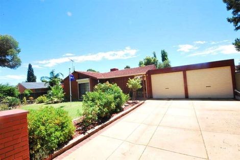 Property photo of 5 Parachilna Court Smithfield SA 5114