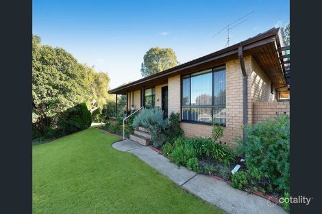 16 Cliffords Rd, Narrandera, NSW 2700