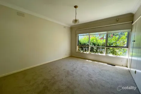 Property photo of 3 Cassinia Avenue Ashwood VIC 3147