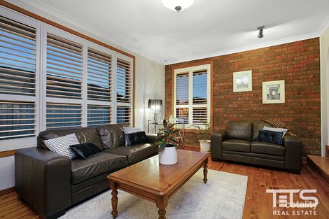 Property photo of 21 Arnside Crescent Westmeadows VIC 3049