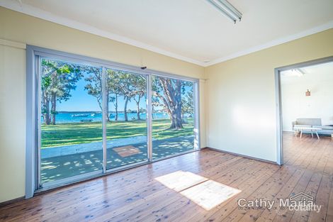 Property photo of 61 Kullaroo Road Summerland Point NSW 2259
