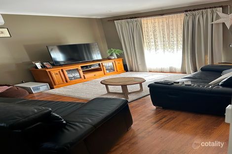 Property photo of 4 Hall Crescent Loxton SA 5333