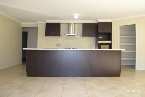 Property photo of 15 Kareelah Link South Morang VIC 3752