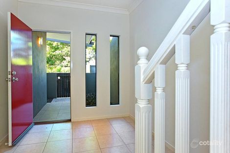 Property photo of 4/116 Juliette Street Greenslopes QLD 4120