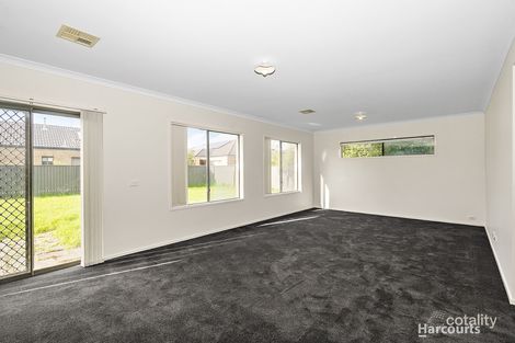 Property photo of 18 Greenway Drive Pakenham VIC 3810