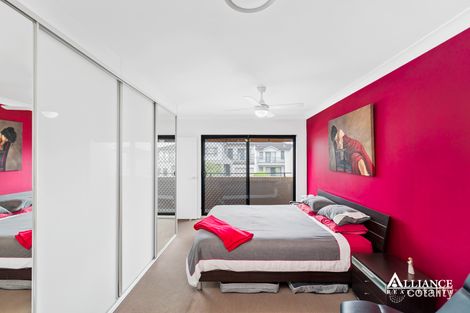 Property photo of 2 Steele Avenue Revesby Heights NSW 2212