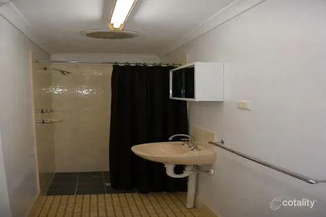 Property photo of 11/6-8 Kennebery Crescent Roxby Downs SA 5725