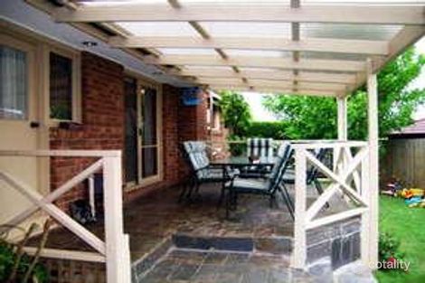 Property photo of 2 Facey Court Narre Warren VIC 3805