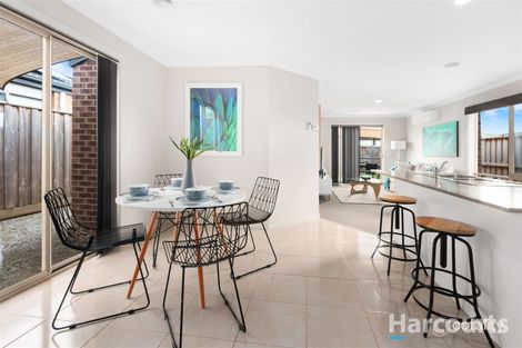 Property photo of 17 Crowe Avenue Cranbourne West VIC 3977