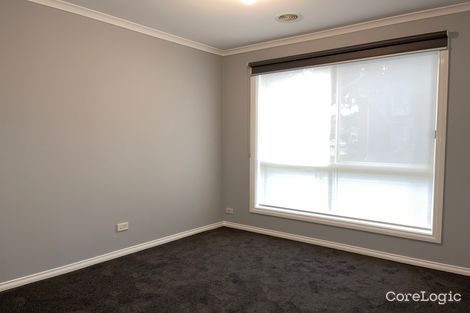 Property photo of 14 Tiffany Grove South Morang VIC 3752