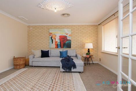 Property photo of 4 Cockatoo Close Singleton WA 6175