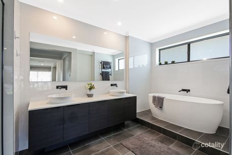 Property photo of 17 Munce Place Cannon Hill QLD 4170