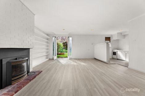 Property photo of 31 White Crescent Campbell ACT 2612