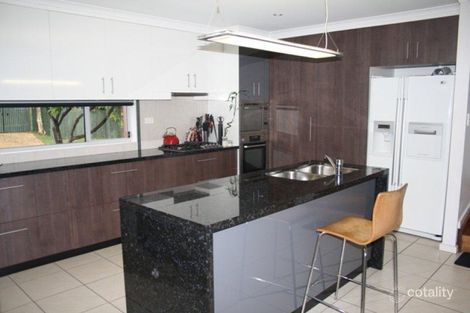 Property photo of 11 Henderson Street Bulimba QLD 4171