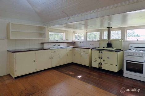 Property photo of 23 Esk Street Crows Nest QLD 4355