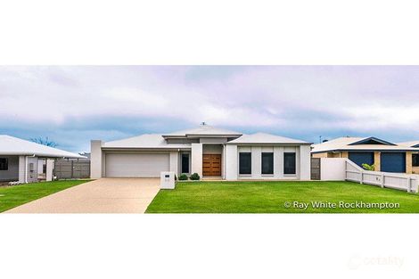 16 Tamarind Ave, Norman Gardens, QLD 4701