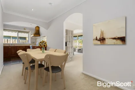 Property photo of 94 Husband Road Forest Hill VIC 3131