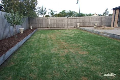 53 Manchester Dr, Skye, VIC 3977