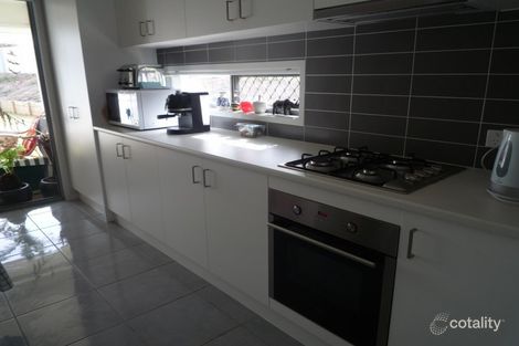 Property photo of 18 Golden Grove Armidale NSW 2350