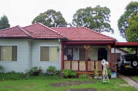 166 Harrow Rd, Glenfield, NSW 2167