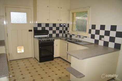 Property photo of 13/39 Holyrood Street Hampton VIC 3188