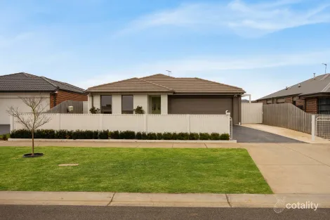 11 Barrett St, Lancefield, VIC 3435