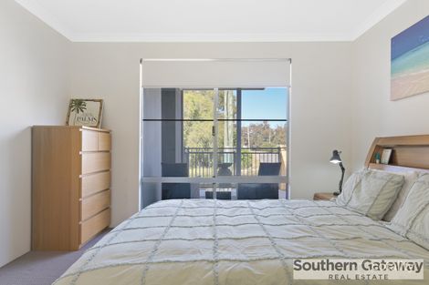 Property photo of 100 Murray River Drive South Yunderup WA 6208