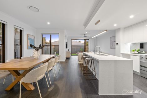 Property photo of 1/54 Milton Avenue Paradise Point QLD 4216