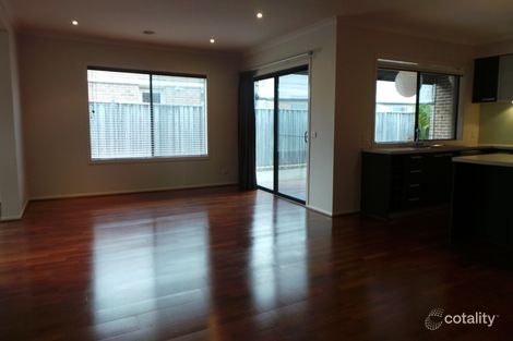 Property photo of 8 Lia Amie Place Berwick VIC 3806