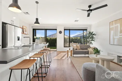 Property photo of 17 Edmonds Road Seaford Heights SA 5169