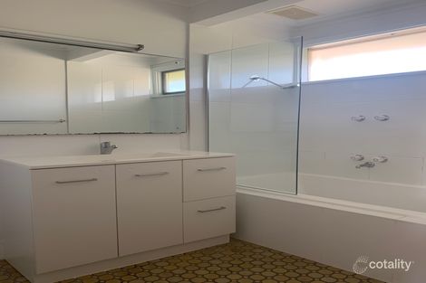Property photo of 15 Amaroo Crescent Wodonga VIC 3690