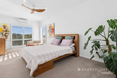 Property photo of 20 Cornwall Crescent Mount Martha VIC 3934