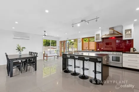 Property photo of 20 Cornwall Crescent Mount Martha VIC 3934