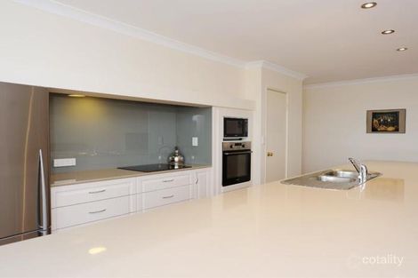 Property photo of 5 Forster Court Bull Creek WA 6149