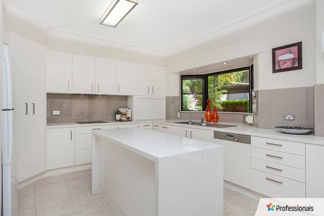 Property photo of 20 Osprey Drive Illawong NSW 2234