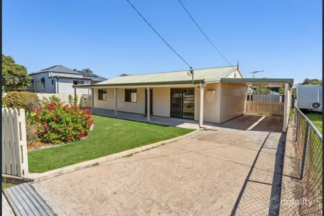 21 Jackes St, Eastern Heights, QLD 4305