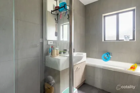 Property photo of 3/47 Waterhaven Boulevard Point Cook VIC 3030