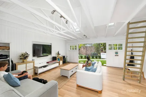 Property photo of 8 Beaumont Crescent Bayview NSW 2104