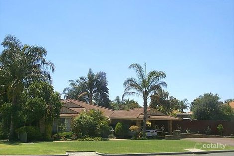 4 Broadbent Loop, Leeming, WA 6149