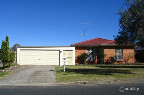 27 Leicester Way, St Clair, NSW 2759