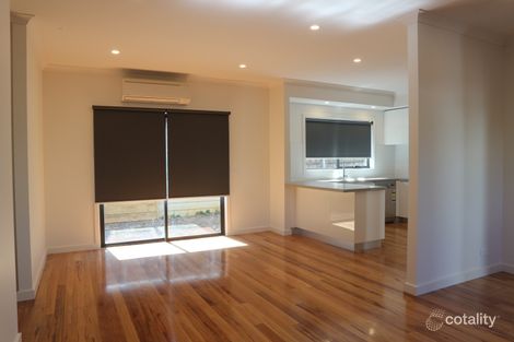 Property photo of 2/11 Wilkinson Street Reservoir VIC 3073