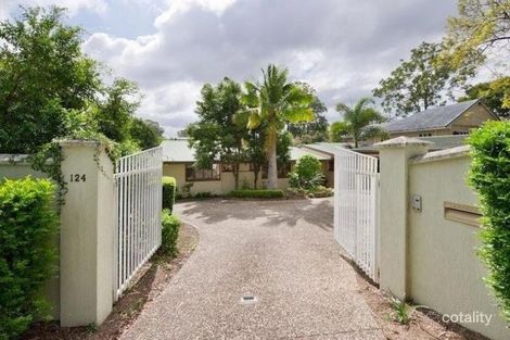 Property photo of 122 Harts Road Indooroopilly QLD 4068