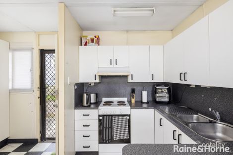 Property photo of 1 Lloyd George Grove Tanilba Bay NSW 2319